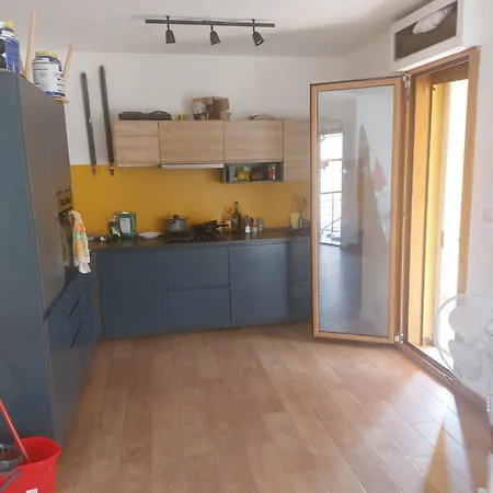 招待所 Largo Catallo